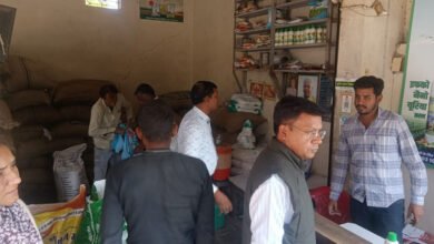 28A 11 कलेक्टर सिंह के निर्देश पर अग्रसेन ट्रेडिंग कंपनी के खिलाफ की गई पुलिस कार्यवाही
