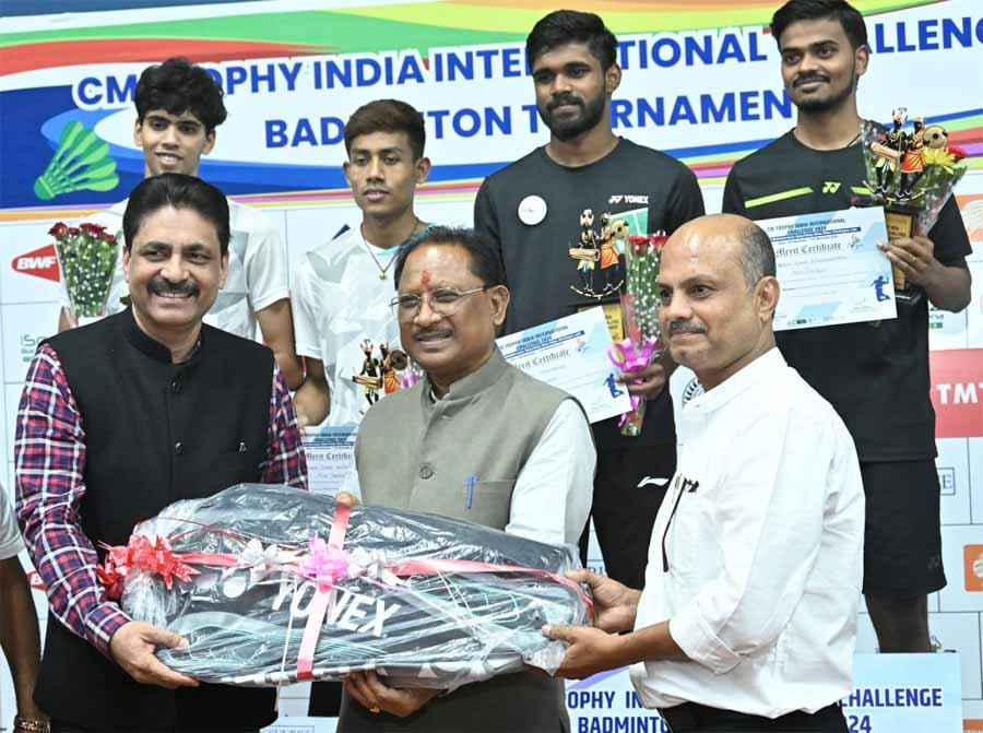 खेल प्रतिभाओं को आगे बढ़ाने छत्तीसगढ़ सरकार प्रतिबद्ध : मुख्यमंत्री विष्णुदेव साय 1 CM sai 2 खेल प्रतिभाओं को आगे बढ़ाने छत्तीसगढ़ सरकार प्रतिबद्ध : मुख्यमंत्री विष्णुदेव साय