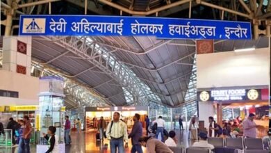 Devi Ahilyabai Holkar International Airport 72 2 इंदौर एयरपोर्ट पर अब यात्री को वीआईपी सुविधा के चुकाने होंगे 300 रुपये !