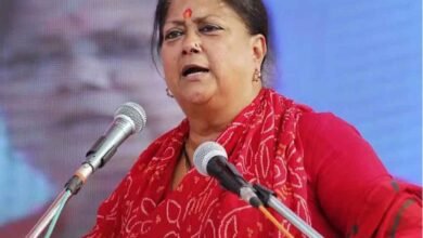 Rajasthan 06 1 17 राजस्थान-झालावाड़ में वसुंधरा के बधाई सन्देश से बढ़ी सरगर्मी, 'पीठ में छुरा घोंपने में माहिर होते हैं लोग'