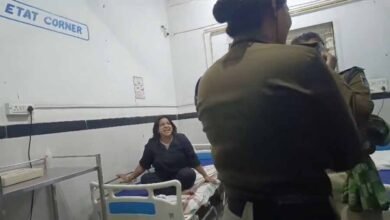 drama1 नशे में धुत महिला ने किया हाईवोल्टेज ड्रामा
