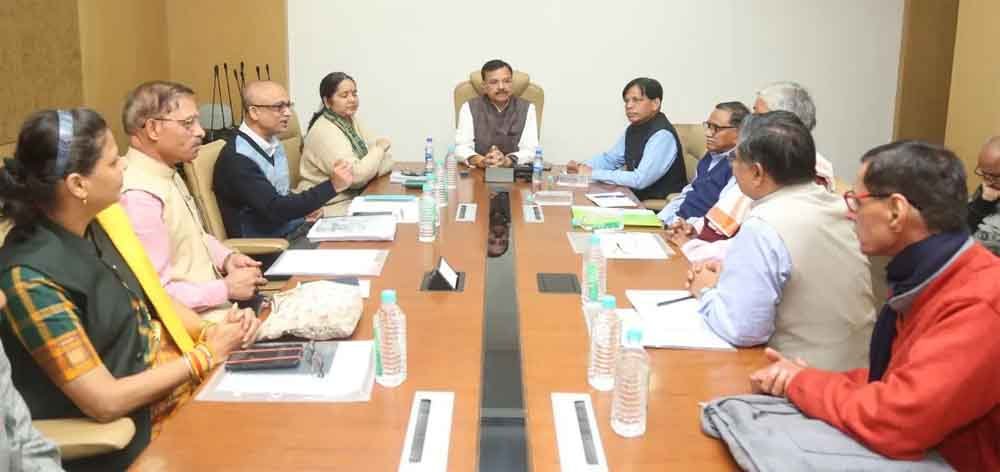प्रदेश में पाठ्य-पुस्तकों का प्रकाशन समय पर हो : स्कूल शिक्षा मंत्री सिंह 1 1 592 प्रदेश में पाठ्य-पुस्तकों का प्रकाशन समय पर हो : स्कूल शिक्षा मंत्री सिंह