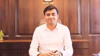 1 66 अधिकारी सीएम हेल्पलाइन शिकायतों का गंभीरता से निराकरण करें: कलेक्टर