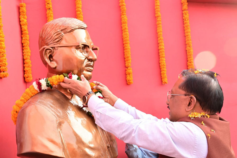 बस्तर अंचल में अब बह रही है विकास की बयार : मुख्यमंत्री विष्णु देव साय मुख्यमंत्री विष्णु देव साय 1 12A 15 बस्तर अंचल में अब बह रही है विकास की बयार : मुख्यमंत्री विष्णु देव साय मुख्यमंत्री विष्णु देव साय