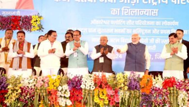 25A 49 केन-बेतवा लिंक परियोजना से बुंदेलखंड का जल संकट होगा समाप्त, पीएम नरेन्द्र मोदी ने कराया केन और बेतवा के जल का संगम