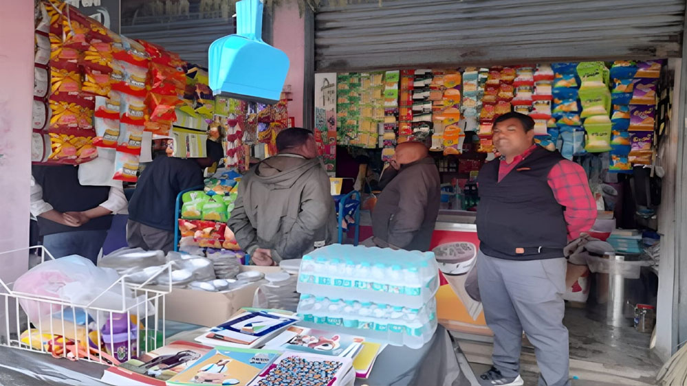 सोनहत में 11 पान ठेलों पर 2100 का जुर्माना, कोटपा एक्ट के तहत कार्यवाही जारी 1 4A 54 सोनहत में 11 पान ठेलों पर 2100 का जुर्माना, कोटपा एक्ट के तहत कार्यवाही जारी