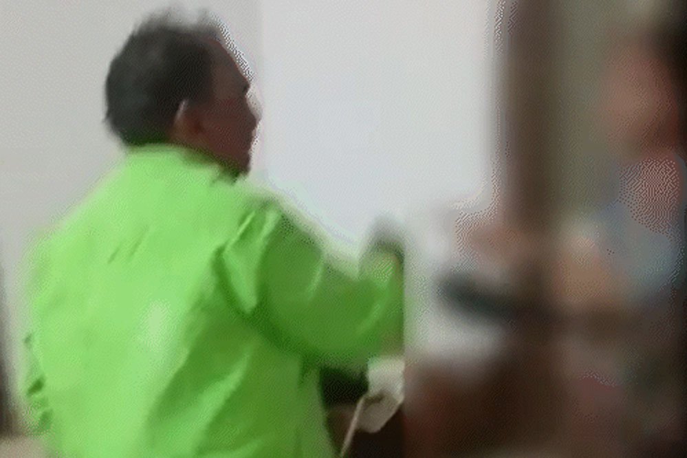 डबरा में PWD के इंजीनियर की चप्पलों से पिटाई, नौकरी का झांसा दिलाने के बहाने अवैध संबंध बनाने की कर रहा था डिमांड 1 9A 39 डबरा में PWD के इंजीनियर की चप्पलों से पिटाई, नौकरी का झांसा दिलाने के बहाने अवैध संबंध बनाने की कर रहा था डिमांड