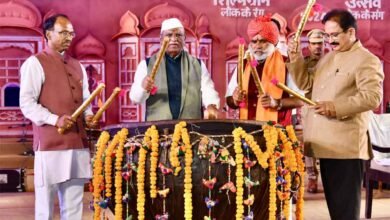 Rajasthan 05 2 14 राजस्थान-राज्यपाल ने शिल्पग्राम उत्सव का किया शुभारंभ, 'लोक कलाकारों के हुनर व शिल्प को प्रोत्साहित करने का आह्वान'