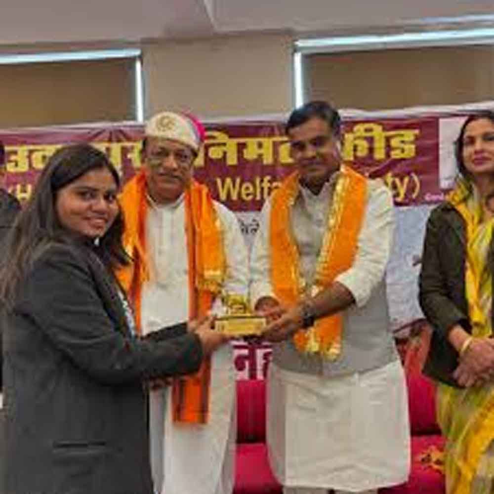 Rajasthan 07 1 14 राजस्थान-उदयपुर में गौ स्नेह पात्र अभियान एवं पक्षी दाना अभियान का आगाज, केबिनेट मंत्री ने किया शुभारंभ