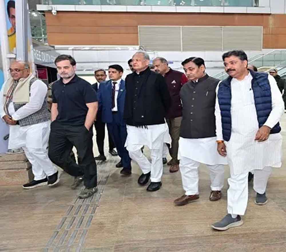 राजस्थान-जयपुर में मोदी से पहले पहुंचे राहुल गांधी, गुलाबी नगरी में 'नेतृत्व संगम' कैंप में होंगे शामिल 1 Rajasthan 08 2 4 राजस्थान-जयपुर में मोदी से पहले पहुंचे राहुल गांधी, गुलाबी नगरी में 'नेतृत्व संगम' कैंप में होंगे शामिल