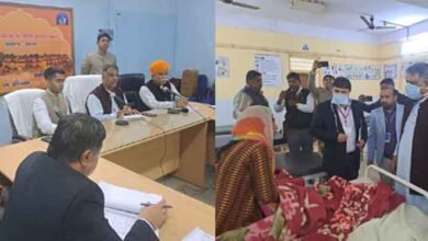 Rajasthan 11 1 7 राजस्थान-जैसलमेर में स्वास्थ्य मंत्री ने ली चिकित्सा अधिकारियों की बैठक, 'चिकित्सा योजनाओं का बेहतर संचालन कर सुविधा उपलब्ध कराएं'