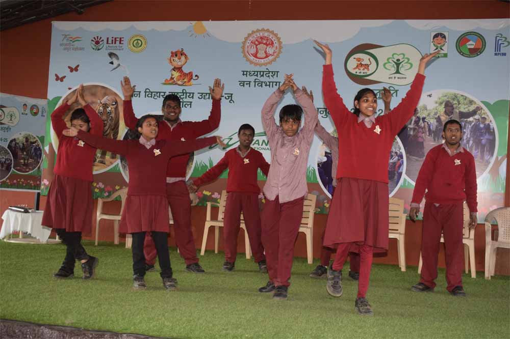 वन विहार राष्ट्रीय उद्यान-जू में अनुभूति कार्यक्रम का आयोजन 1 van 1 वन विहार राष्ट्रीय उद्यान-जू में अनुभूति कार्यक्रम का आयोजन