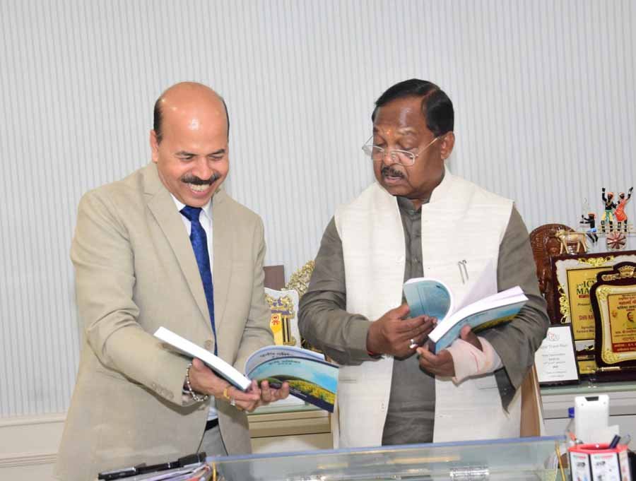 किसानों के लिए उपयोगी है कृषि दर्शिका: कृषि मंत्री नेताम 1 1 105 किसानों के लिए उपयोगी है कृषि दर्शिका: कृषि मंत्री नेताम