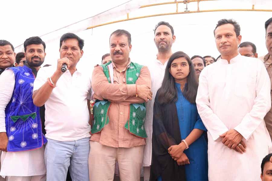 भाजपा सिर्फ सपने दिखाती है, मगर कांग्रेस सपने पूरे करती है : उमंग सिंघार 1 1 882 भाजपा सिर्फ सपने दिखाती है, मगर कांग्रेस सपने पूरे करती है : उमंग सिंघार
