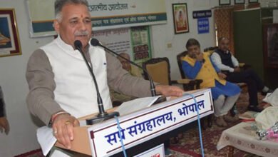 15A 6 सप्रे संग्रहालय के अलंकरण समारोह में दर्जन भर से ज्यादा विभूतियां सम्मानित