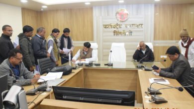 1A 28 अपर कलेक्टर ने की 145 आवेदन पत्रो पर जन सुनवाई़