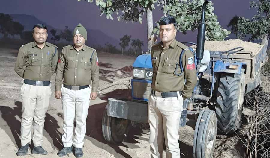 पुलिस चौकी नौडिहवा के द्वारा अवैध रेत तस्करो के विरूद्ध कार्यवाही 1 2 104 पुलिस चौकी नौडिहवा के द्वारा अवैध रेत तस्करो के विरूद्ध कार्यवाही