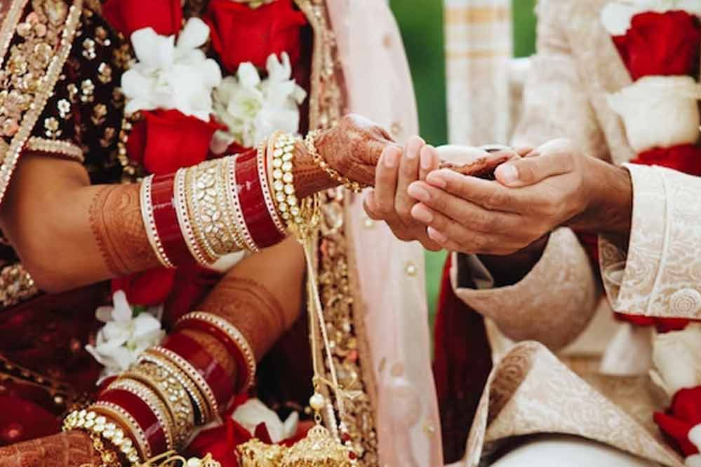 अध्यक्ष वीडी शर्मा की भतीजी के विवाह समारोह में आज शामिल होंगे सीएम-सिंधिया समेत कई VVIP, रोका जाएगा ट्रैफिक 1 21A 70 अध्यक्ष वीडी शर्मा की भतीजी के विवाह समारोह में आज शामिल होंगे सीएम-सिंधिया समेत कई VVIP, रोका जाएगा ट्रैफिक