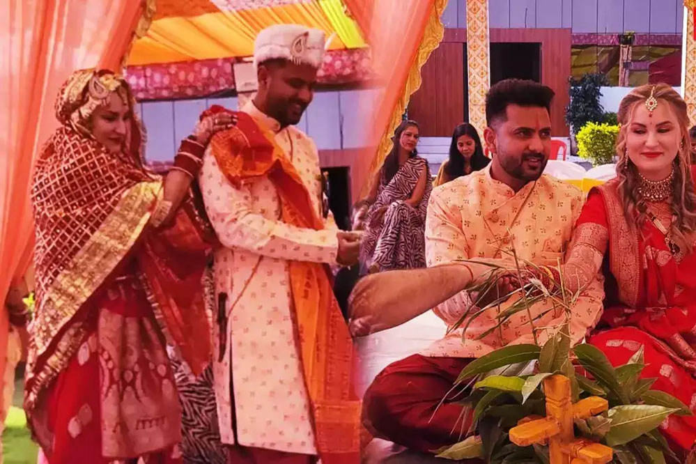 खंडवा के सारंग और पोलैंड की पॉलिना ने किया प्रेम विवाह, जाने क्या है लव स्टोरी 1 25A 44 खंडवा के सारंग और पोलैंड की पॉलिना ने किया प्रेम विवाह, जाने क्या है लव स्टोरी
