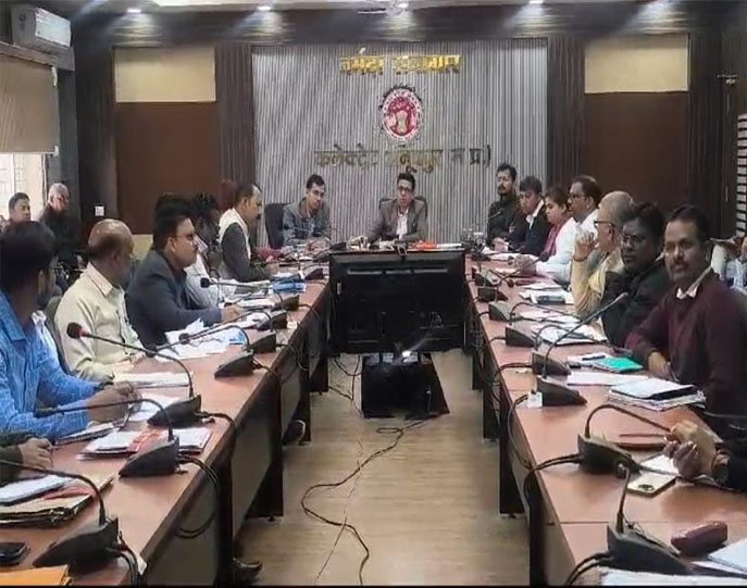 Mp News: ई-ऑफिस प्रणाली हेतु सभी अधिकारी अनिवार्य रूप से निर्धारित प्रपत्र में उपलब्ध कराएं जानकारी- कलेक्टर 1 27A113 Mp News: ई-ऑफिस प्रणाली हेतु सभी अधिकारी अनिवार्य रूप से निर्धारित प्रपत्र में उपलब्ध कराएं जानकारी- कलेक्टर