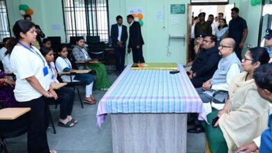 28A 9 CG News: राज्यपाल श्री रमेन डेका ने गरियाबंद लाईवलीहुड कॉलेज का किया निरीक्षण