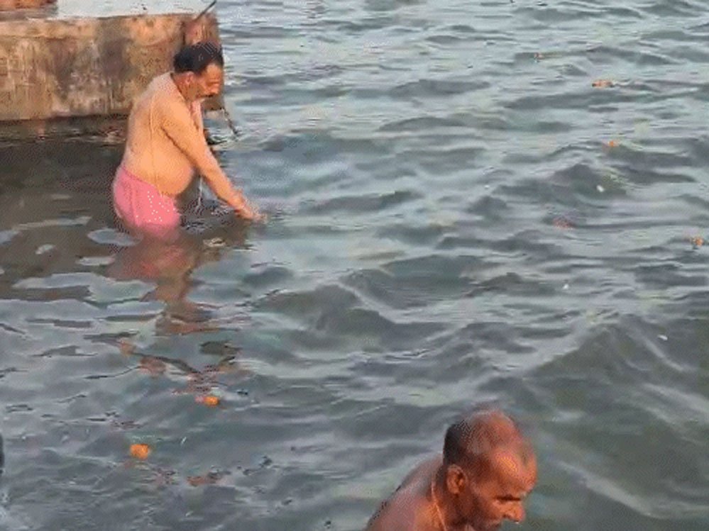 नर्मदा-क्षिप्रा में मौनी अमावस्या पर श्रद्धालुओं की आस्था की डुबकी, लोग घाट पर कथा, पूजन भी करवा रहे 1 29A 31 नर्मदा-क्षिप्रा में मौनी अमावस्या पर श्रद्धालुओं की आस्था की डुबकी, लोग घाट पर कथा, पूजन भी करवा रहे