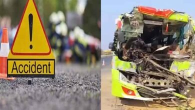 Cg 02 1 20 CG News: छत्तीसगढ़-महासमुंद में सड़क किनारे खड़े ट्रक से भिड़ी बस, बच्ची की मौत और 19 लोग घायल