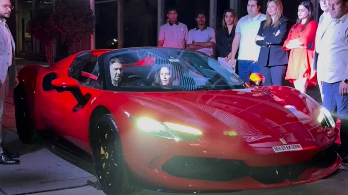 धक-धक गर्ल माधुरी दीक्षित ने खरीदी 6 करोड़ की Ferrari 296 GTS Supercar 1 Dhak-Dhak girl Madhuri Dixit