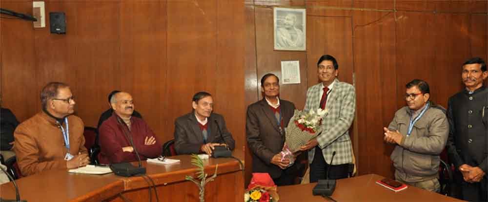 राजस्थान-पशुधन भवन में नव वर्ष मिलान में पशुपालन सचिव बोले, पशु चिकित्सा संस्थानों को बेहतर बनाने शुरू करेंगे नवाचार 1 Rajasthan 09 1 1 राजस्थान-पशुधन भवन में नव वर्ष मिलान में पशुपालन सचिव बोले, पशु चिकित्सा संस्थानों को बेहतर बनाने शुरू करेंगे नवाचार