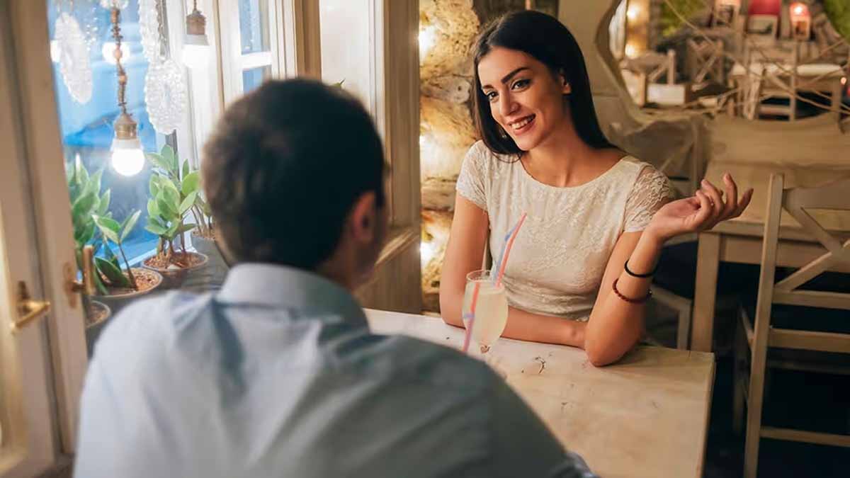 Dating Job: 1 ब्रेकअप हुआ तो कर सकते हैं अप्लाई, आशिकों के लिए निकली वैकेंसी 1 dating job
