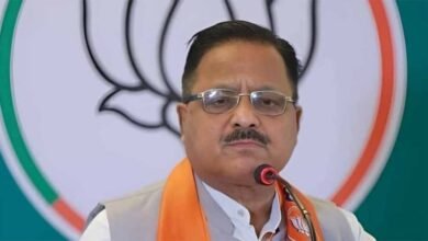 radha mo डॉ. राधा मोहनदास अग्रवाल ने बताया- कांग्रेस के दलित और डॉ. अम्बेडकर विरोधी नीतियों को भाजपा करेगी उजागर