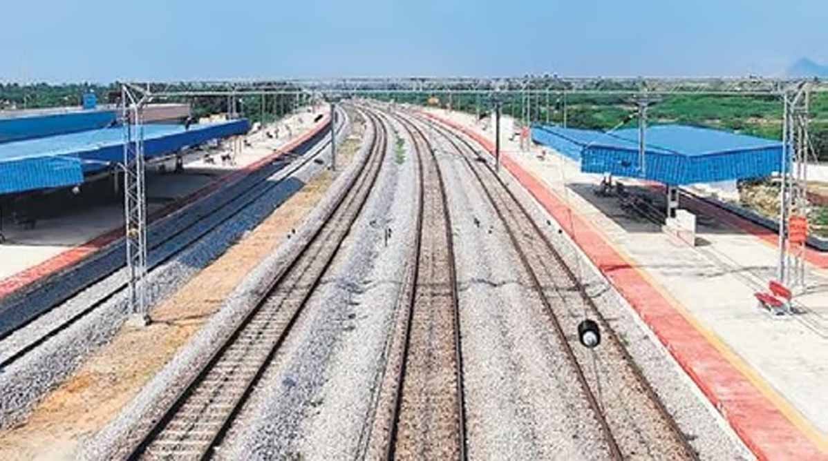 मध्य प्रदेश से महाराष्ट्र तक नई रेल लाइन बिछेगी, इंदौर के 22 तो धुलिया के 19 गांव खाली होंगे, आदेश जारी 1 rail line59 2 मध्य प्रदेश से महाराष्ट्र तक नई रेल लाइन बिछेगी, इंदौर के 22 तो धुलिया के 19 गांव खाली होंगे, आदेश जारी