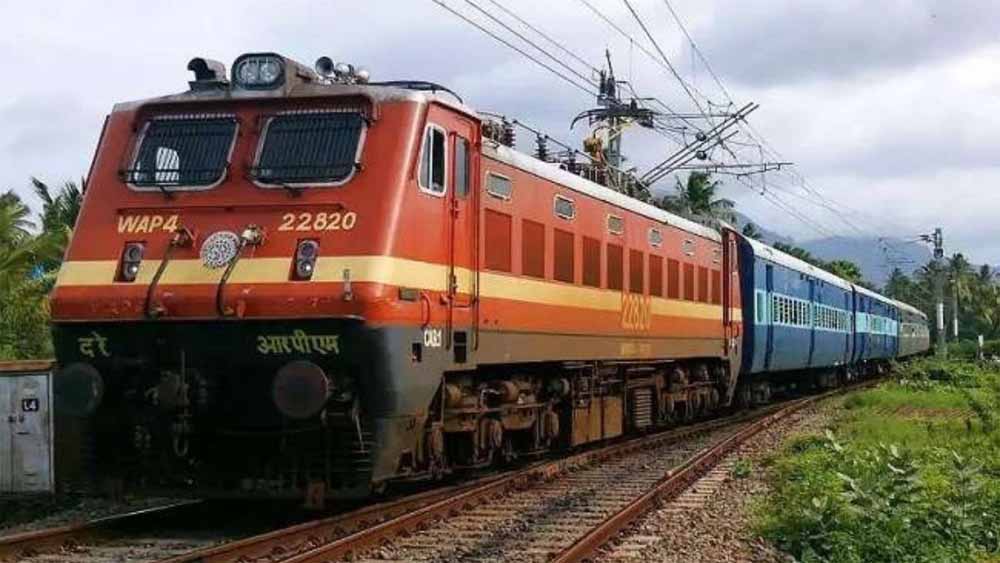Indore News: मौनी अमावस्या पर महाकुंभ में शाही स्नान होगा, इस दौरान रेलवे ने लंबी दूरी की ट्रेनों को निरस्त कर खाली कराए जा रहे ट्रैक 1 train 6 Indore News: मौनी अमावस्या पर महाकुंभ में शाही स्नान होगा, इस दौरान रेलवे ने लंबी दूरी की ट्रेनों को निरस्त कर खाली कराए जा रहे ट्रैक