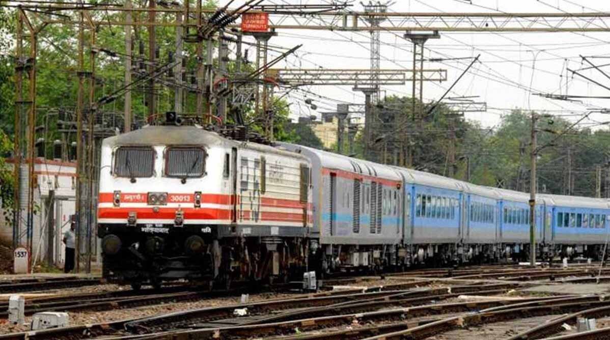 Bhopal News: विकाराबाद-गया-विकाराबाद कुंभ मेला विशेष ट्रेन (01-01 ट्रिप) भोपाल मंडल के इटारसी स्टेशन से होकर गुजरेगी 1 train 62 1 Bhopal News: विकाराबाद-गया-विकाराबाद कुंभ मेला विशेष ट्रेन (01-01 ट्रिप) भोपाल मंडल के इटारसी स्टेशन से होकर गुजरेगी