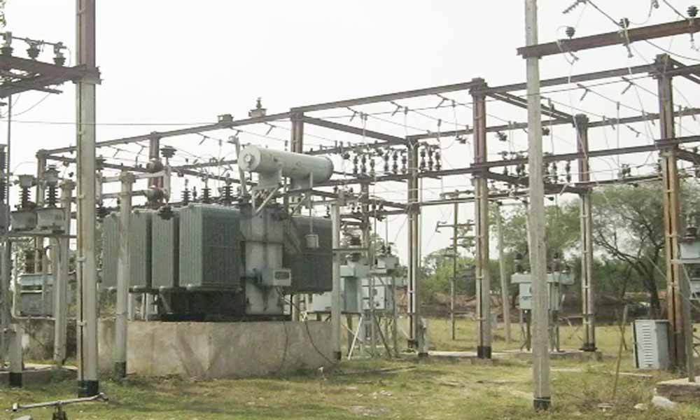 आरडीएसएस के तहत पश्चिम मप्र में लगाए 5400 से ज्यादा ट्रांसफार्मर 1 transfar 2 आरडीएसएस के तहत पश्चिम मप्र में लगाए 5400 से ज्यादा ट्रांसफार्मर