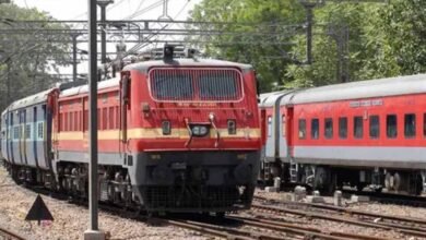 tren 2 सूरत स्टेशन पर अधोसंरचना कार्य के चलते ट्रेनों के उधना स्टेशन पर ठहराव का निर्णय