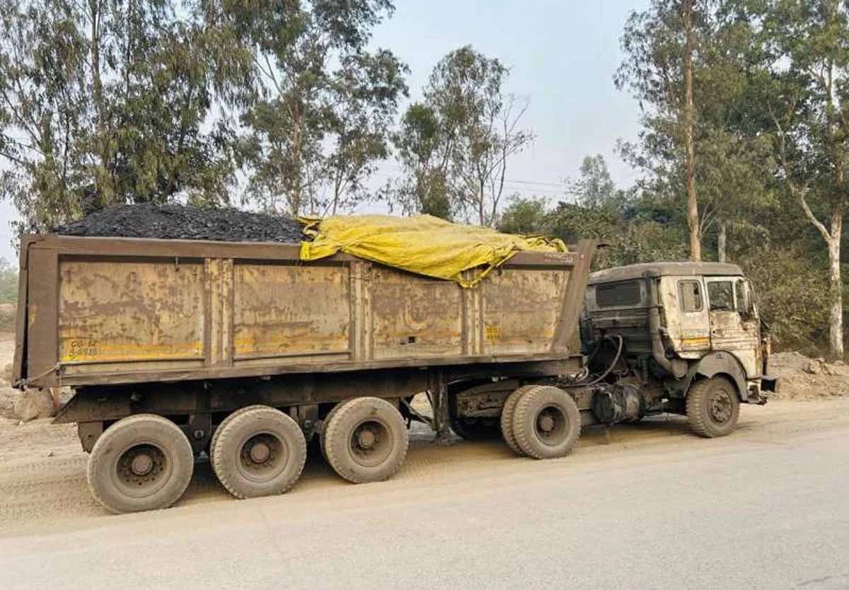 CG News: रायगढ़ में 14 उद्योगों पर 10.51 लाख रुपये का पर्यावरणीय जुर्माना 1 CG News