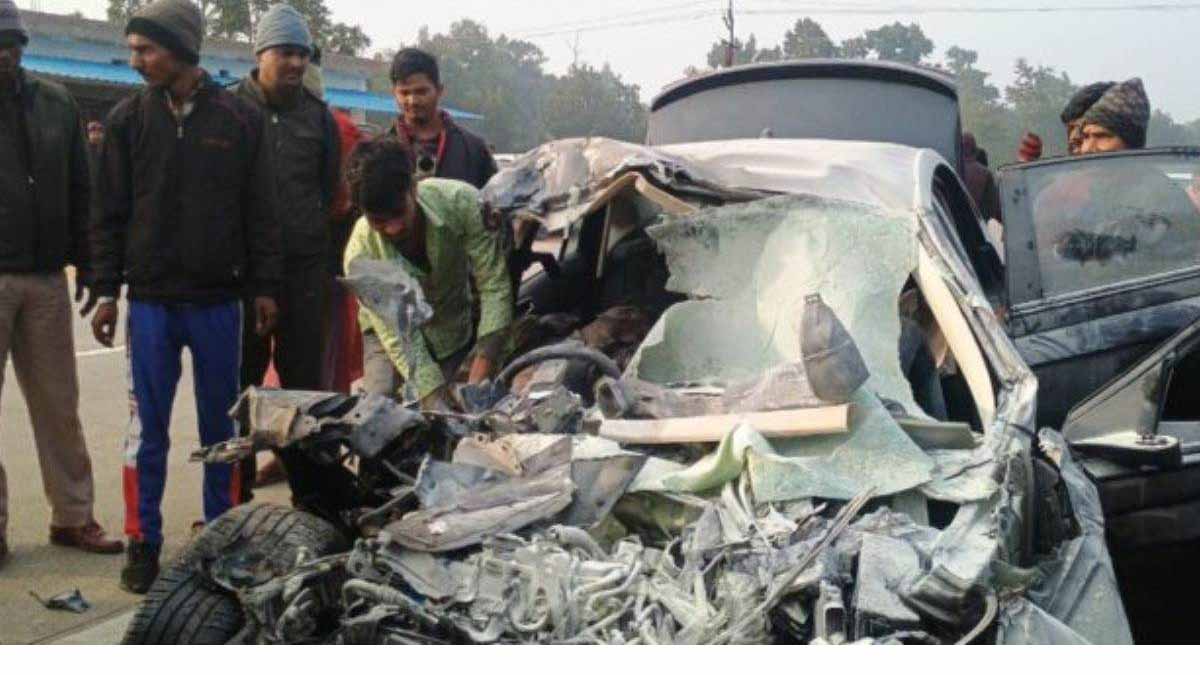 CG News: छत्तीसगढ़-अंबिकापुर के चार लोगों की उत्तर प्रदेश में सड़क हादसे में मौत, तीन लोग गंभीर घायल 1 CG News