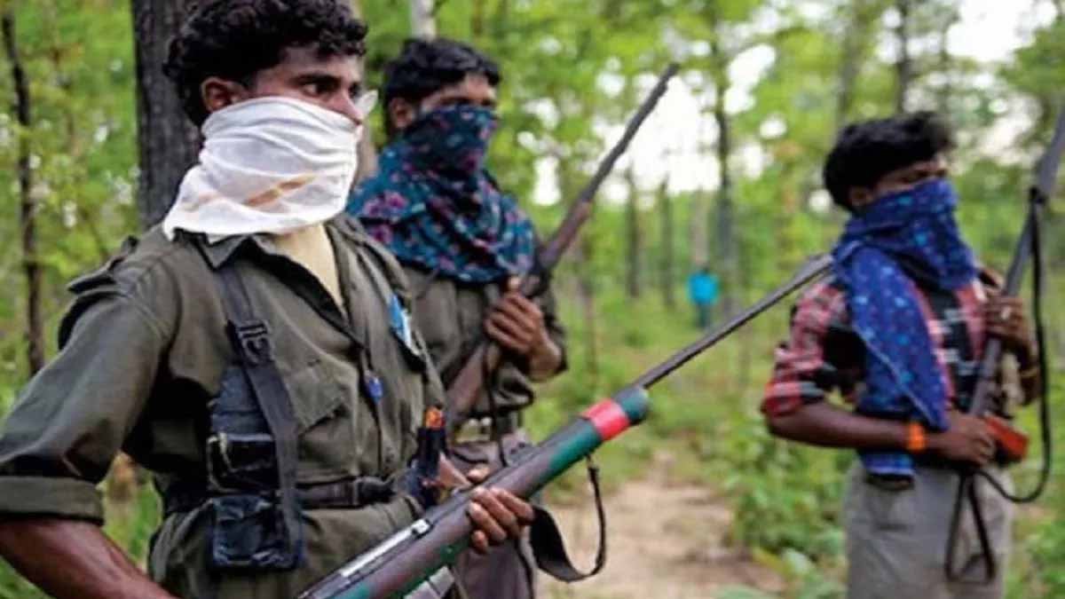 Jabalpur News: मध्य प्रदेश के सरहदी जिले बालाघाट में भी पुलिस और नक्सलियों के बीच भयंकर मुठभेड़, जमकर हुई फायरिंग 1 Jabalpur News