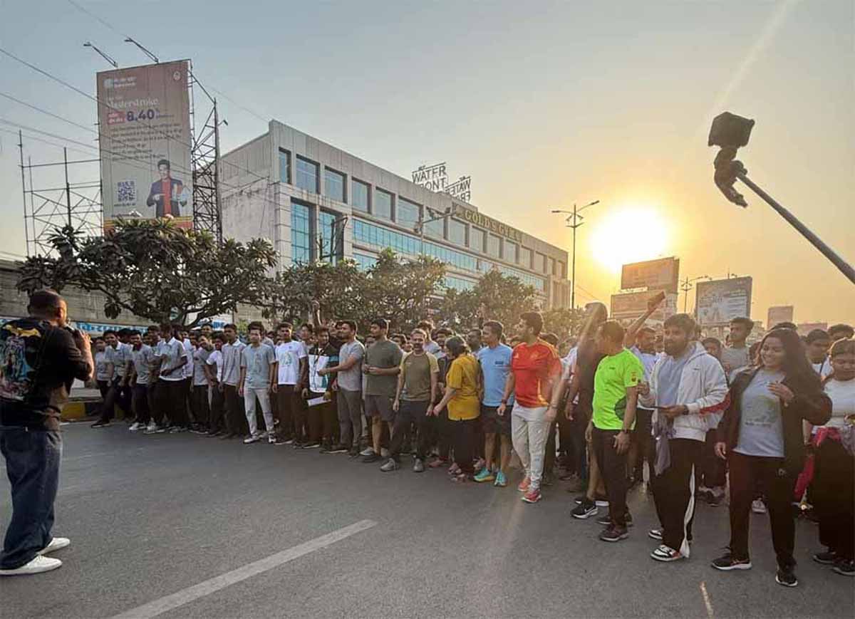 CG News: मानसिक स्वास्थ्य जागरूकता के लिए 1000 छात्रों ने लगाई दौड़ 1 CG News