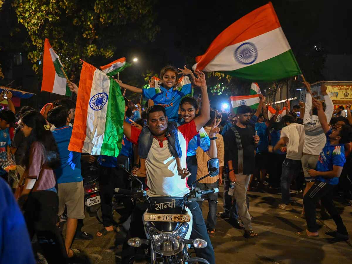 IPL 2025: क्रिकेट प्रेमियों के लिए अच्छी खबर, क्यूआर/बारकोड वाले मैच टिकट यात्रा टिकट के रूप में भी काम करेंगे 1 IPL 2025