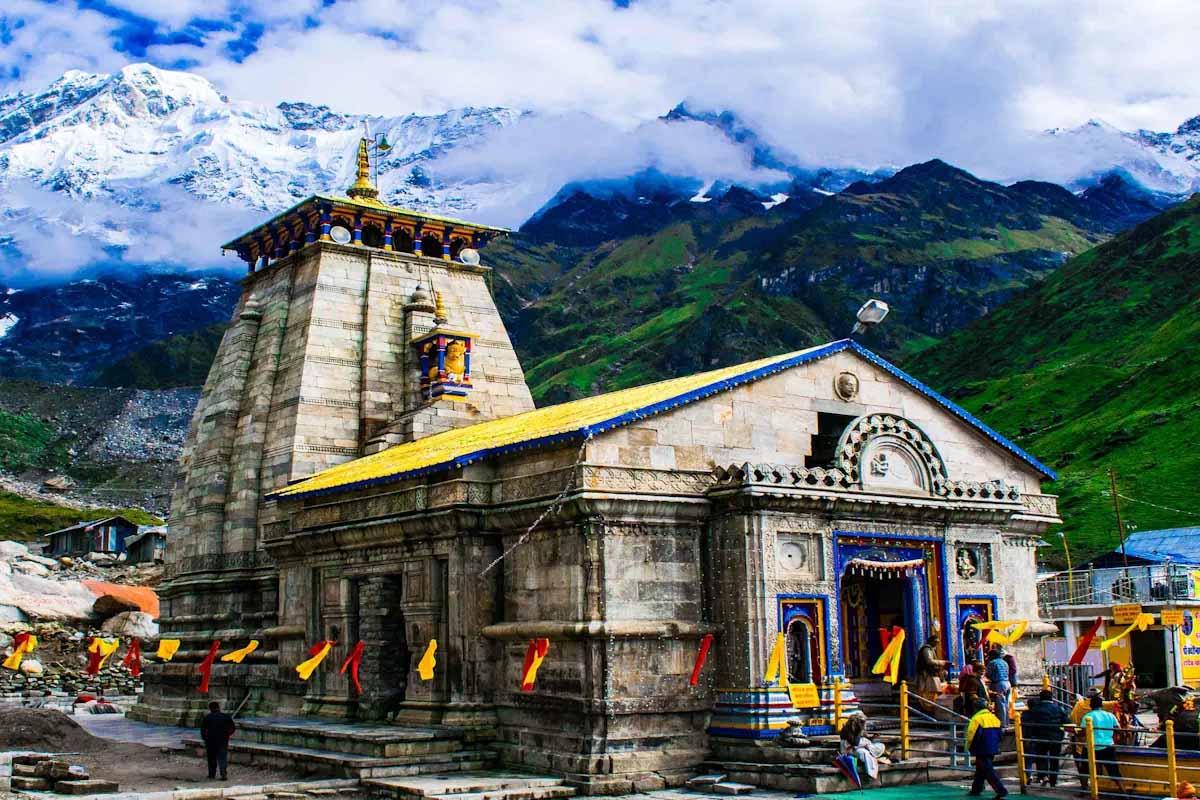 Kedarnath Dham में गैर-हिंदुओं के प्रवेश और गतिविधियों पर प्रतिबंध लगाने चर्चाएं तेज 1 Kedarnath Dham