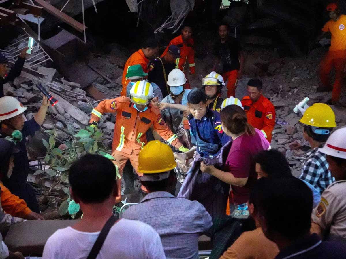 Myanmar Earthquake: जानकारों के मुताबिक भूकंप का झटका 300 परमाणु बम फूटने जितना शक्तिशाली था, 10 हजार मौतों की आशंका 1 Myanmar Earthquake