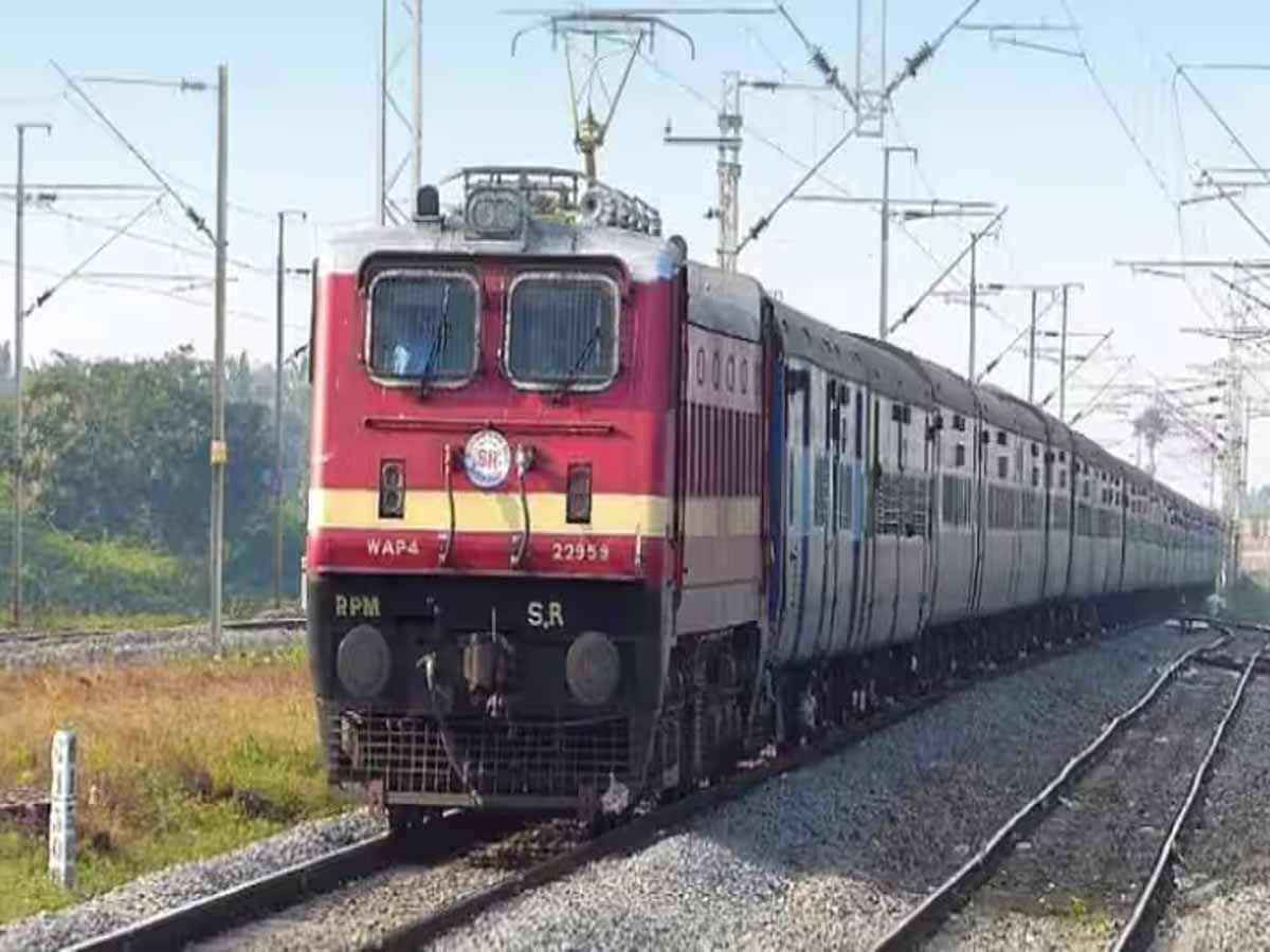 Railway News: छत्तीसगढ़ से होकर चलने वाली 36 ट्रेनों को रद्द, 4 ट्रेनों का रूट बदले, 3 ट्रेनें आधे रास्ते में ही समाप्त हो जाएगी 1 Railway News