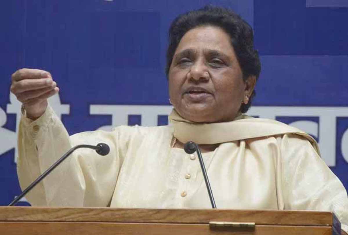 समाजवादी पार्टी पर MAYAWATI ने साधा निशाना, लोगों से बोला सपा से रहे सावधान 1 MAYAWATI