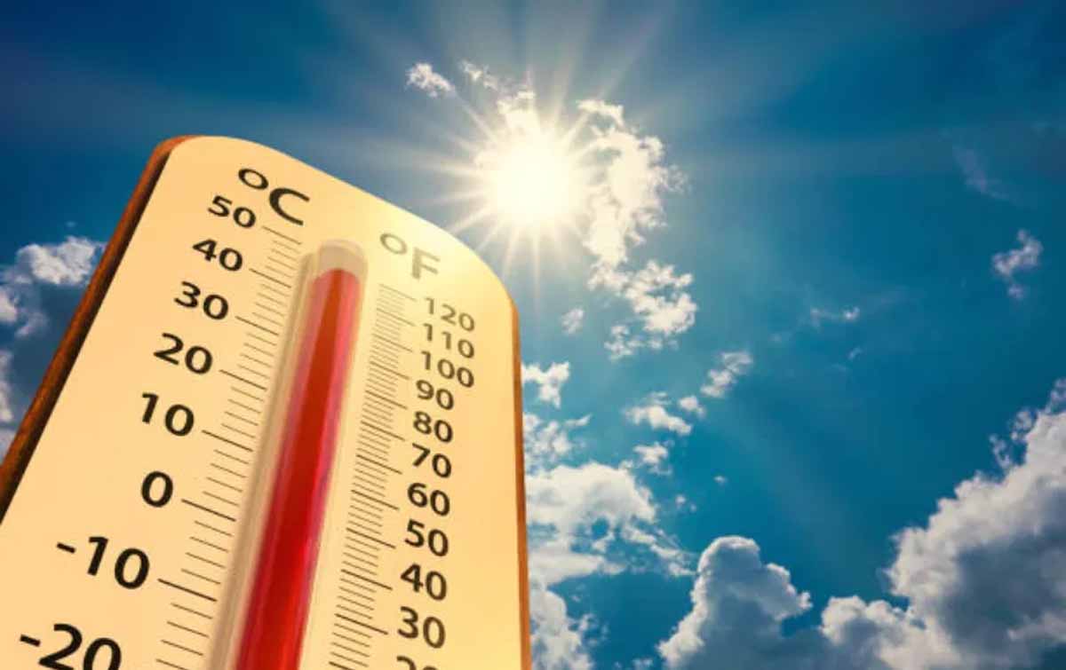 MP Weather News: भोपाल, इंदौर, उज्जैन और ग्वालियर-चंबल के साथ MP के पूर्वी हिस्से के शहरों में भी बढ़ी गर्मी 1 MP Weather News
