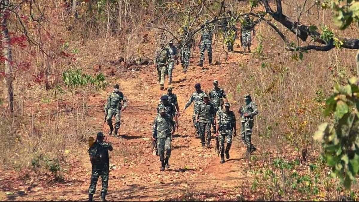 Naxalites के खिलाफ सुरक्षाबलों ने चलाया है बड़ा अभियान, 5000 से अधिक जवान तैनात 1 Naxalites