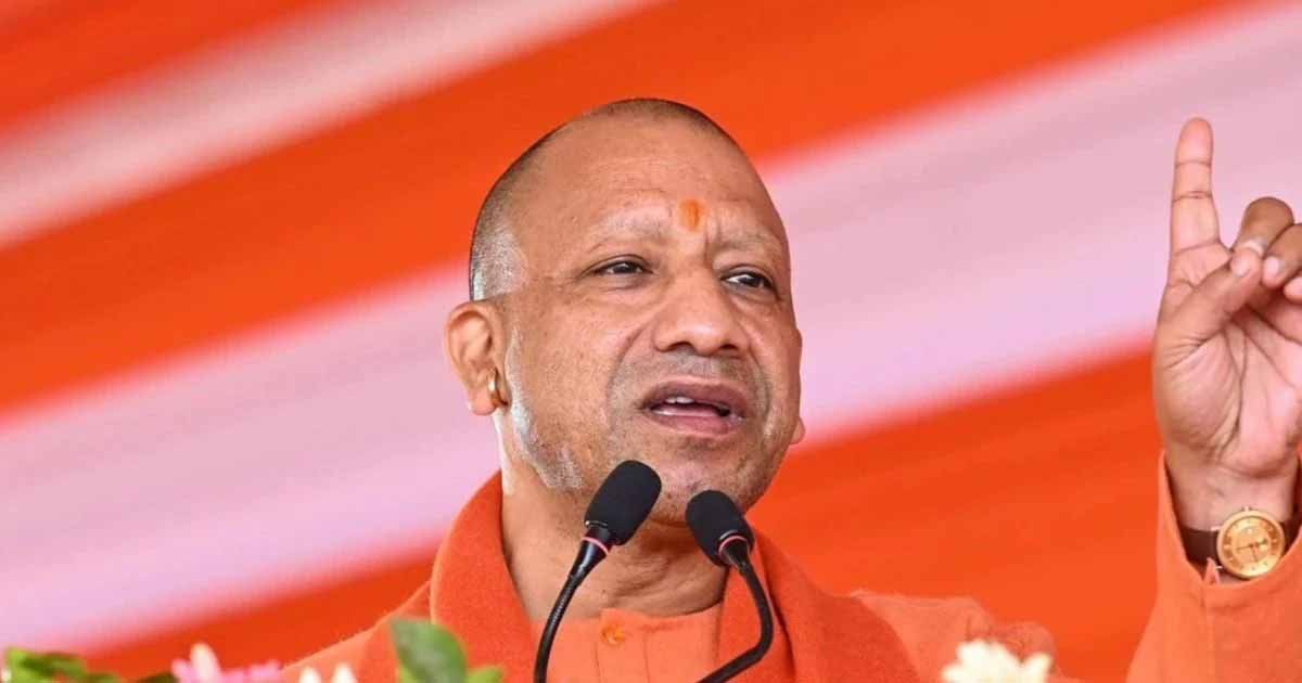 मुख्यमंत्री योगी ने Wakf law पर विपक्ष को निशाने पर लिया, कहा वक्फ के नाम पर जमीन कब्जा की गई 1 cm yogi targeted the opposition on wakf law