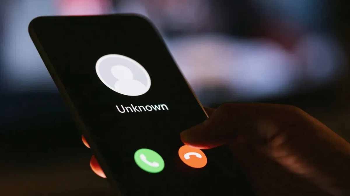 TRAI Alert: KYC कॉल से सावधान, अकाउंट हो सकता है खाली, फर्जी कॉल को लेकर दी गाइडलाइन 1 fake Call