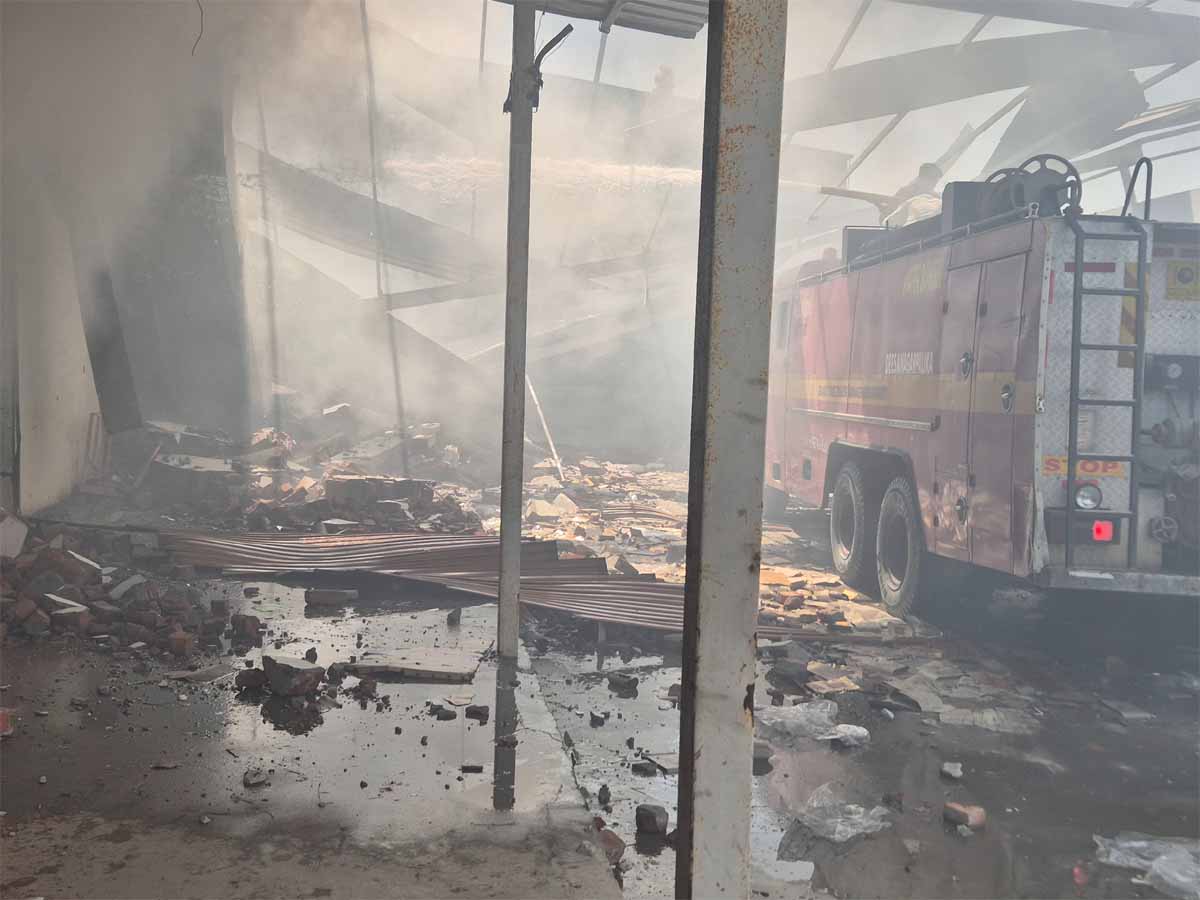 firecracker factory Blast: बनासकांठा की पटाखा फैक्ट्री में ब्लास्ट, 11 लोगों की मौत, रेस्क्यू ऑपरेशन जारी 1 firecracker factory Blast